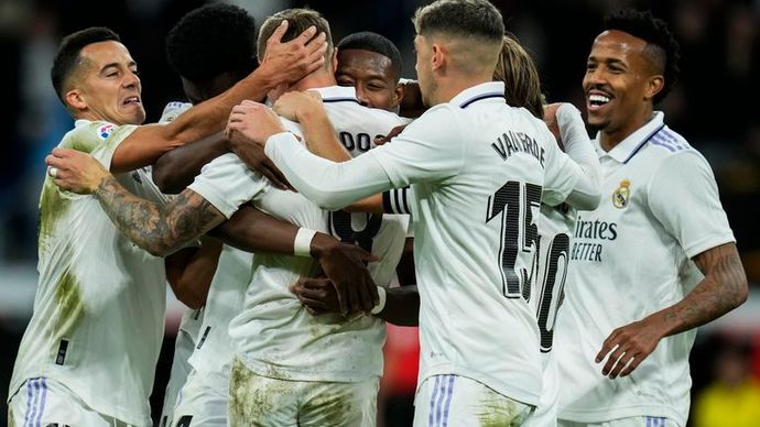 Psg ile Real Madrid maç yapsa hangisi eler?