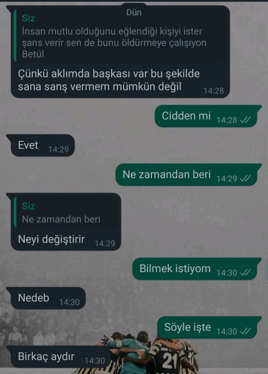 Kızlar neden hep ilgi vereni seçemezler?