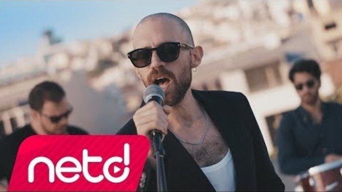 Pazartesi sendromunu üzerimizden atacak o şarkı hangisi?