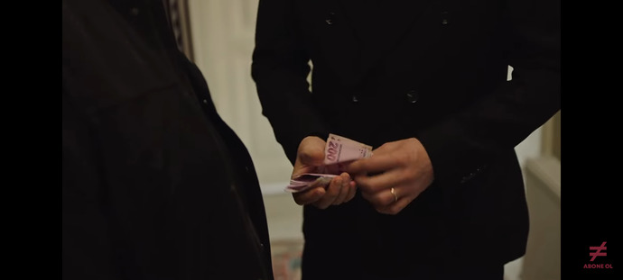Türk dizileri genel olarak aşırı dandik olmasına rağmen neden bu kadar fazla izleniyor?