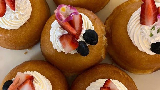 Rum baba tatlısı yaptım, nasıl gözüküyor?