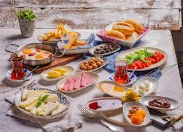 Kahvaltıyı kahvaltı yapan nedir?