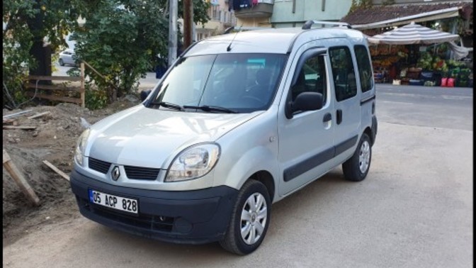 Renault Kangoo'yu nasıl bilirsiniz, binenleriniz memnun kaldı mı 😊?