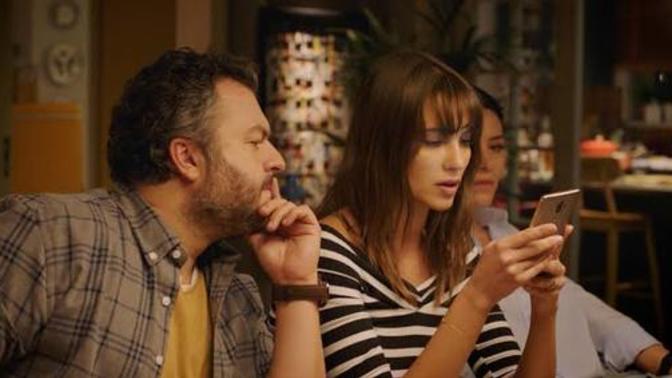 Sevgiliniz, eski sevgilisini sosyal medyadan takip etmesine karşı bir tepkiniz olur mu yoksa karışmaz mısınız?