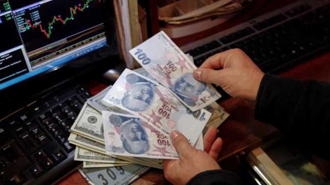 Sevgilim işsiz, benim maaşım 10.000 TL. Evlensek geçinebilir miyiz?
