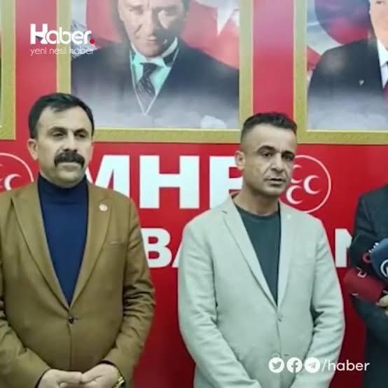 Mehapeliler neden çok ciddi duruyorlar?