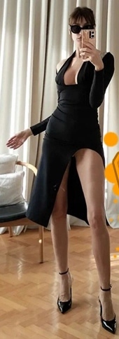 Dekolte ve yırtmaçlı kıyafetler, erkeklere frikik verme amaçlı giyilen kıyafetledir diyebilir miyiz?