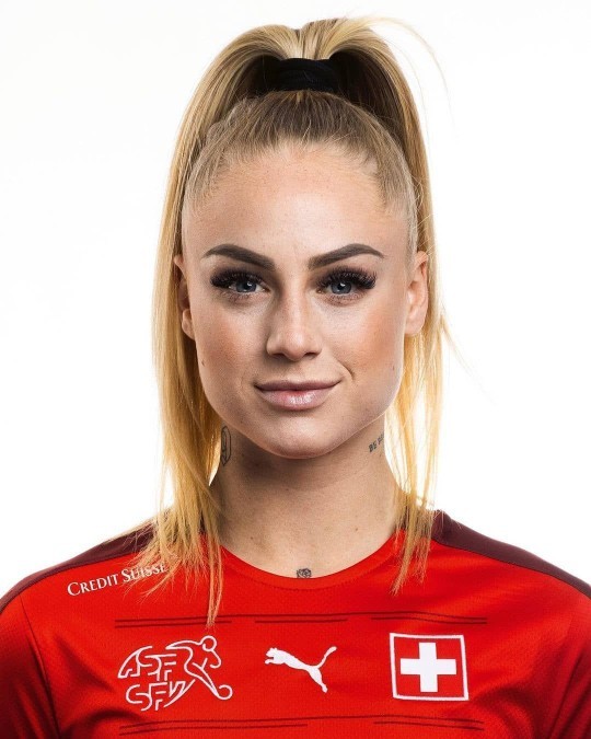 Sizce Alisha Lehmann çok güzel değil mi 😍?