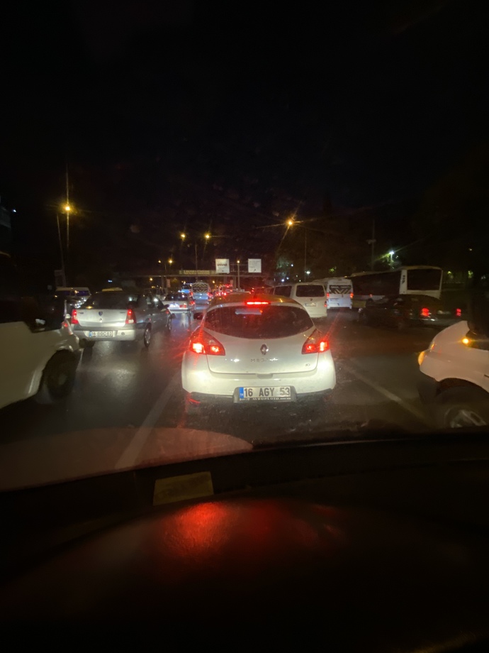 Olduğunuz yere kar yağdı mı?