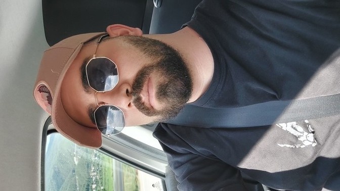 Bu şapkanın rengi yakışmış mı sizce?