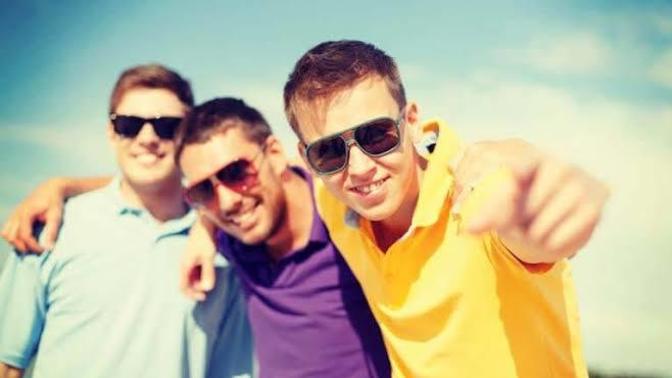 Evli çiftlerin tek başına eğlenmeye hakkı var mıdır?