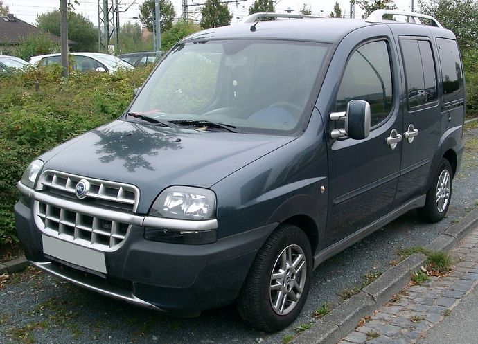 En çok beğendiğiniz Favori minivan panelvan (Ticari) tipi araçlar hangileri?