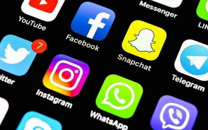 Whatsapp Instagram