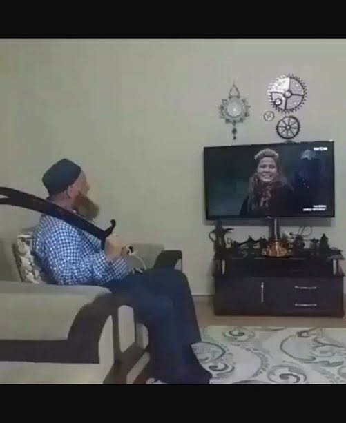 Eğer 80li yaşları görürsem bir daha izlerim dediğiniz film hangisi olabilir?