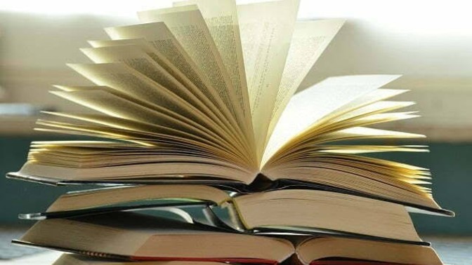 En son hangi kitabı okudunuz veya şu anda hangisini okuyorsunuz?