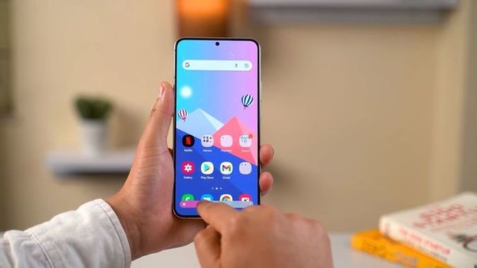Telefonumun ekranı geç açılıyor, sizce nedendir?