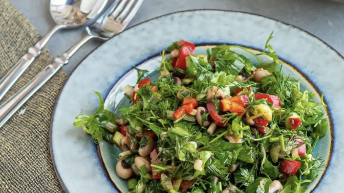 Salata her sofranın olmazsa olmazı mıdır yoksa olmasa da olur mu?