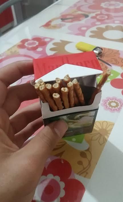 Siz küçükken hiç çubuk krakeri sigara gibi kullandınız mı?