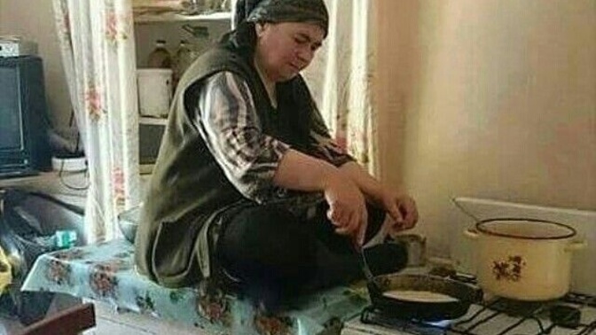 Güzellik yok, sağlık yok, meslek yok, baba parası yok, sevgili yok. Hayat bu mu?