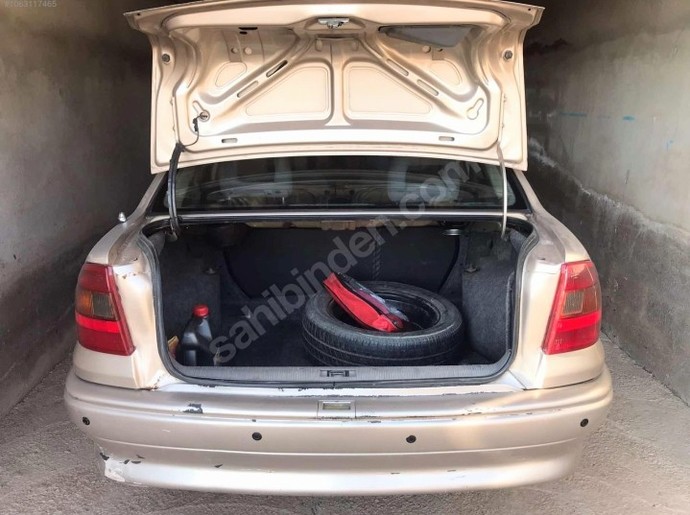 Opel Astra F kasa ya en çok yakışan kasa tipi hangisi sizce Sedan mı? Hatchback mi?