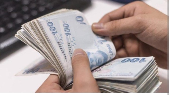 Çok para kazanıyor olsan arkadaşlarından/çevrenden bunu saklar mısın? Neden?