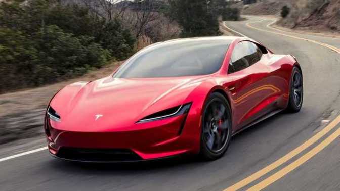 Tesla arabalarına olan ilgi azalıyor! Paranız olsaydı Tesla alır mıydınız?