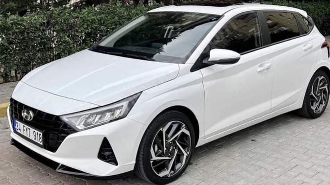 500 bine kadar otomatik araç bakıyorum. Yeni kasa i20'ler hoşuma gidiyor. Öneriniz var mı?