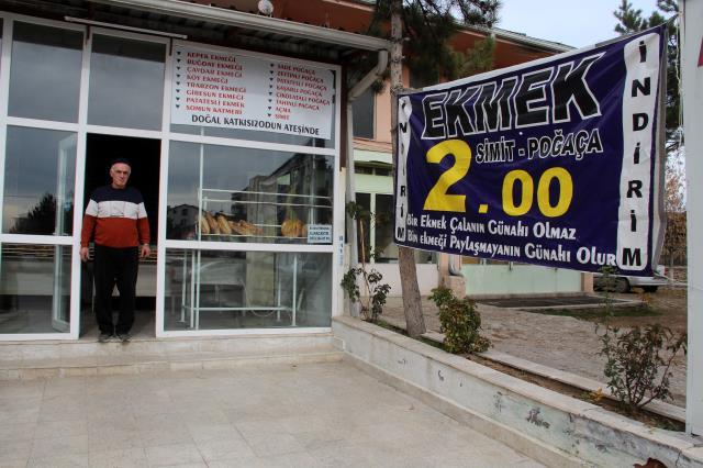 Dua almak için ekmeği 2 liradan satmaya başladı! Kendisine hangi duayı gönderiyorsunuz?