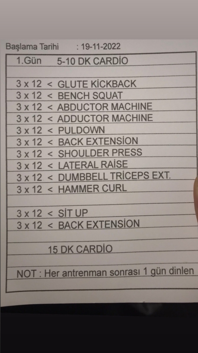 Spor programımda anlamadığım bir şey var. Spor hocasının programına uymalı mıyım?