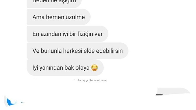 Sevgilimden aldığım mesajlara bakın. Ben şimdi nasıl bir tepki vermeliyim, bu şaka mı?