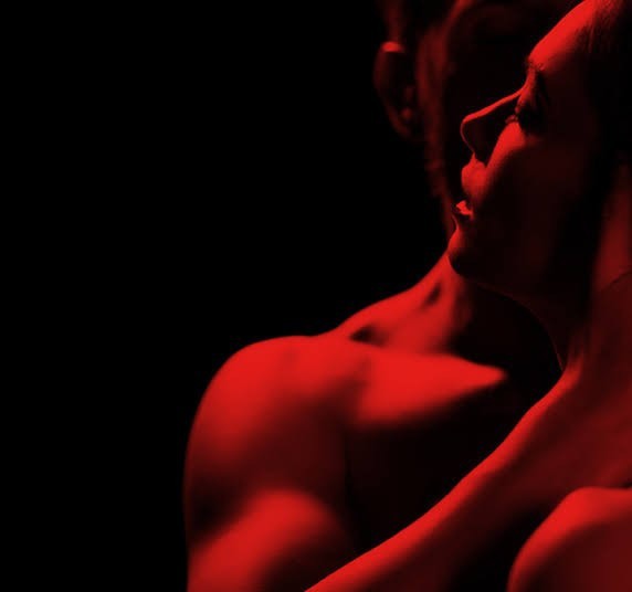 Kırmızı renk seksi mi aşkı mı temsil ediyor?