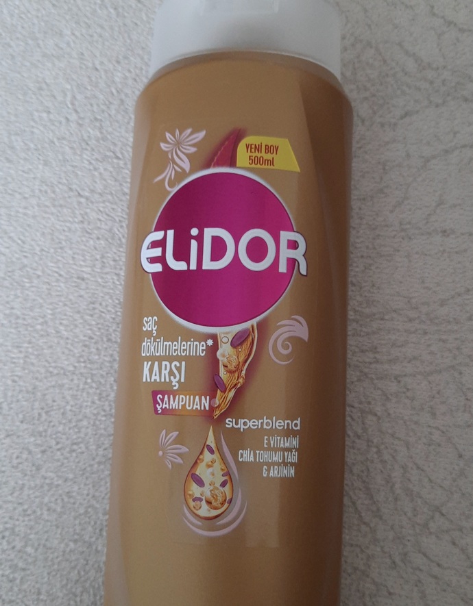 Kızlarrrr bi bakın yeni bi şampuan aldım ilk defa kullanıcam bu marka Elidor. Kullanan var mı?