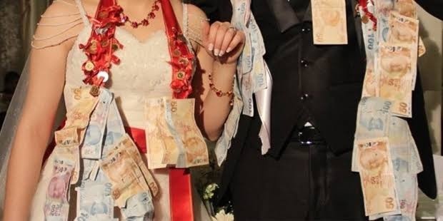 Evlilikte gereksiz bulduğunuz ‘gelenek, görenek ve adetler’ nelerdir?