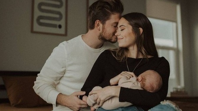 Bebeğin ismini koyarken büyüklerden de fikir almak gerekir mi?