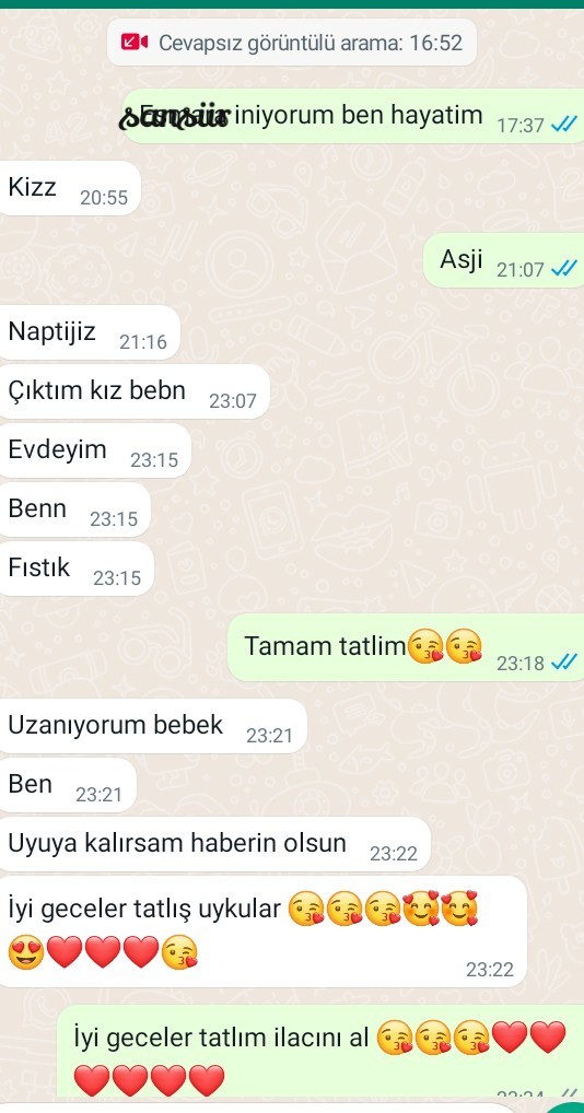 Bu erkek sizce beni seviyor mu?