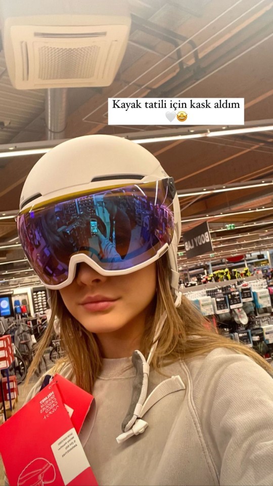Kayak sporunu yapmak için kaskınız var mı?