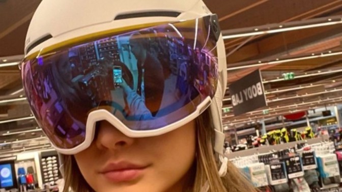 Kayak sporunu yapmak için kaskınız var mı?
