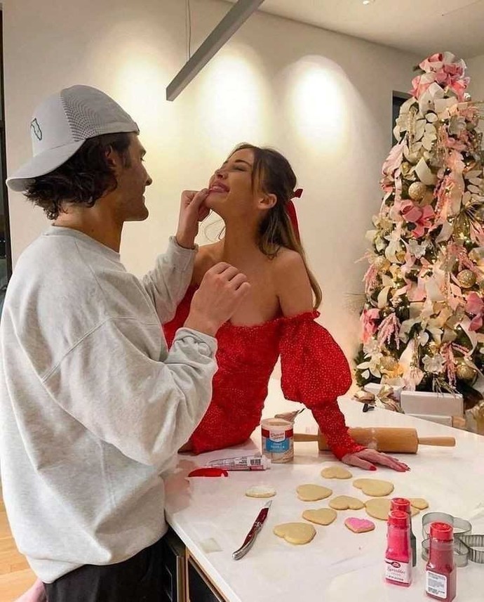 Karşı cinse fazla yüz veren biriyle sevgili olur musunuz?