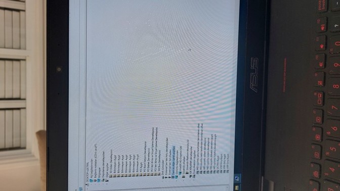 Bilgisayardan anlayan Arkadaşlar bir bakabilir mi?