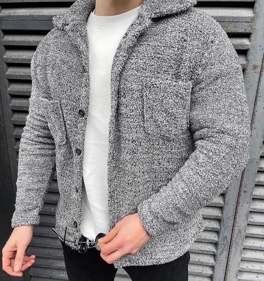 Hangi peluş çeket daha hoştur?
