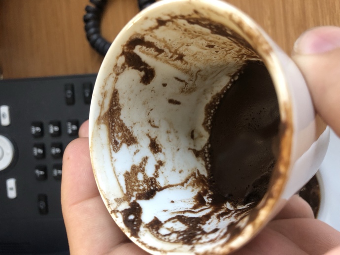 Kahve falından anlayan varsa yorumlaya bilirmi?