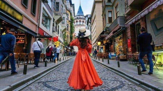 Bir ülkeye gitme imkanın olsa hangi ülkeye giderdin?