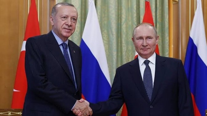 Sizce Türkiye yurt dışı politikasında nasıl bir yol izlemeli?