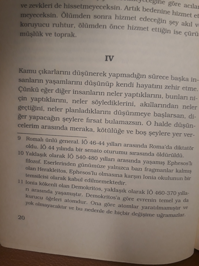 Guzel giyinen ve süslenen insanlar genelde asıl ezikler değil midir?