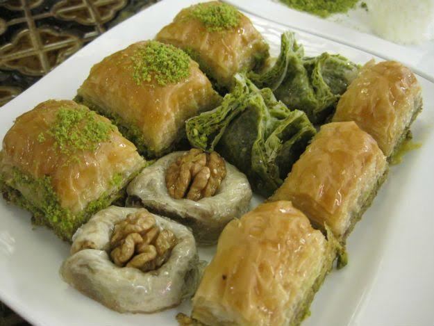 Baklavadan kaç tane gömersin?
