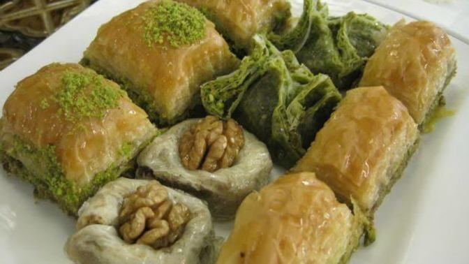 Baklavadan kaç tane gömersin?