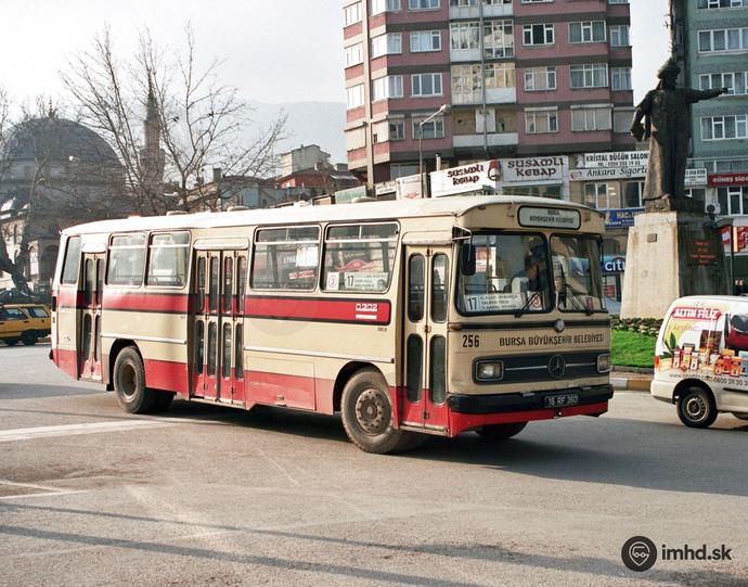 Mesela, efsane dediğiniz bir araç var mı?