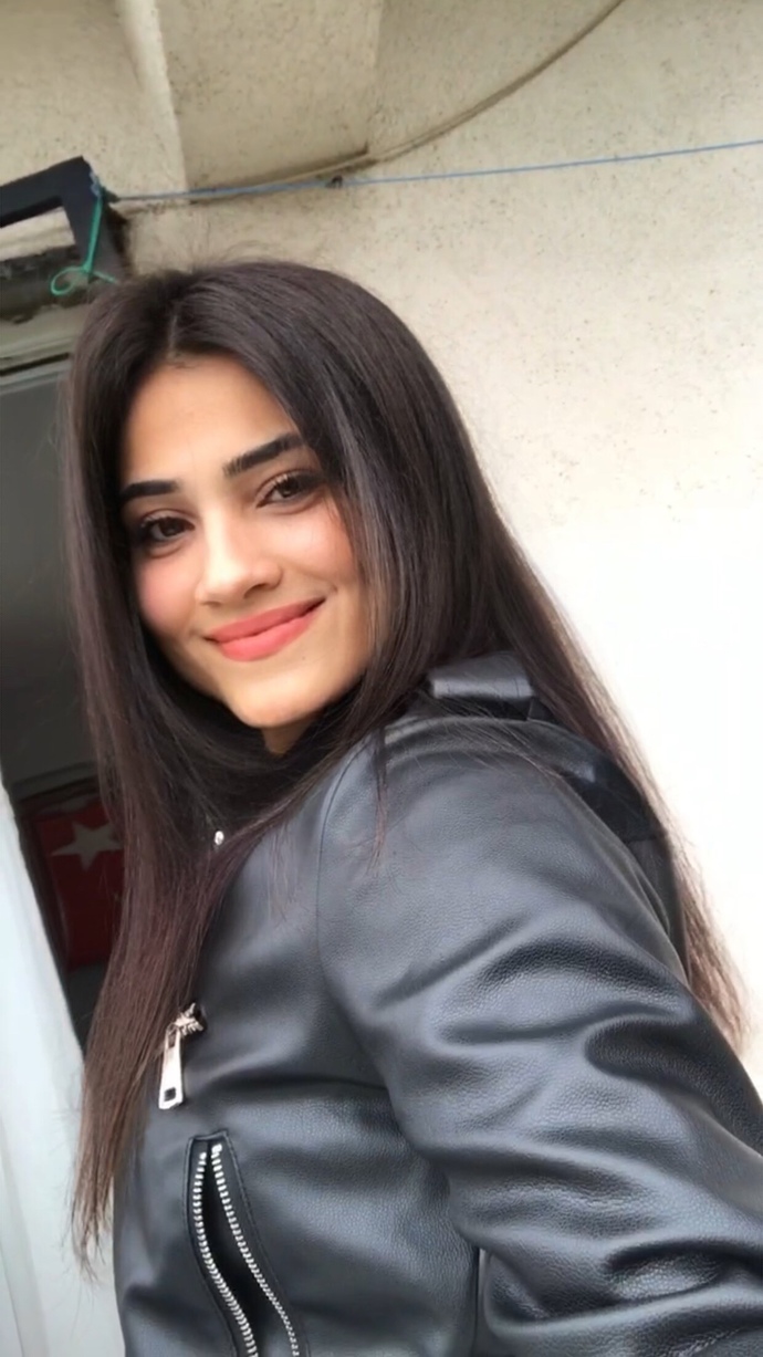 Merhaba gençler burun ameliyatı olmak istiyorum burnum geniş çünkü?