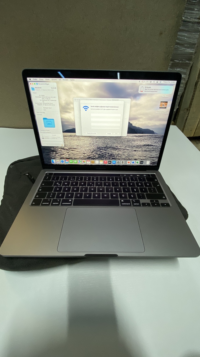 MacBook almak istiyorum hangisi daha iyidir?