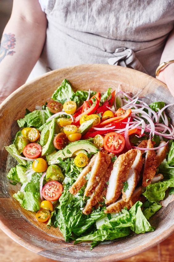 Salata yemek doyurucu olur mu?